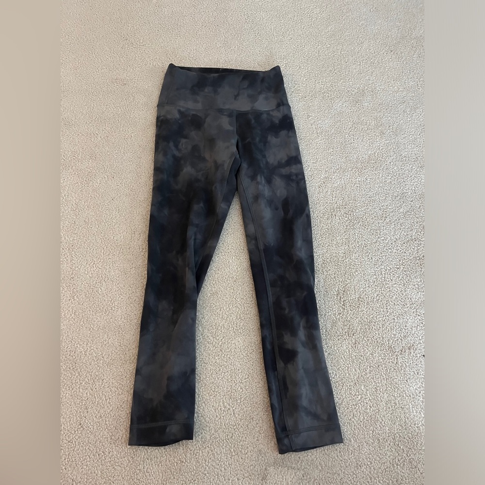 lululemon diamond dye wonder train leggings size 4 23in $55